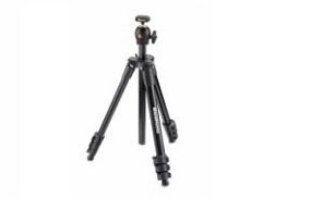 Manfrotto Lightweight Camera Tripod Small.jpg Manfrotto Lightweight Camera Tripod Small.jpg